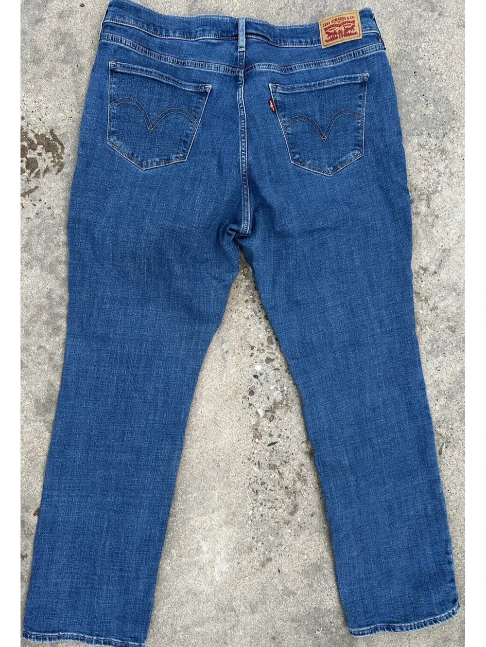 Levis Denim Blue Jeans Women 16 Blue Classic Fit Mid Rise Straight Leg